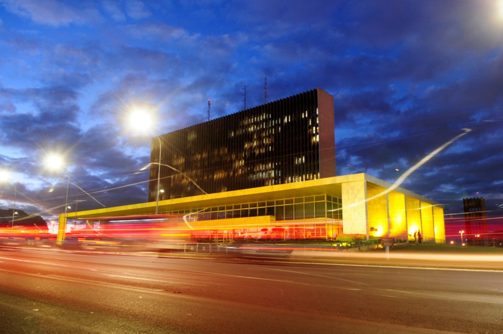 Quem são os possíveis candidatos a governador do Distrito Federal em 2026?