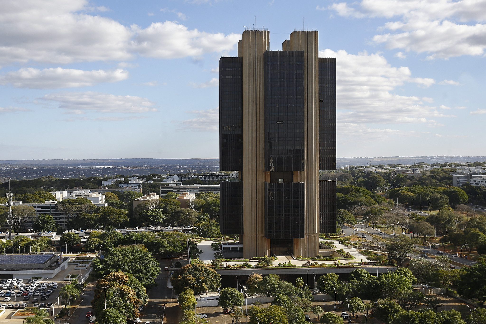 Uma leitura do artigo ‘A PEC 65: Independência financeira ou fragmentação orçamentária?’