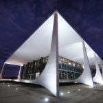 Constitucionalismo abusivo e defesa militante