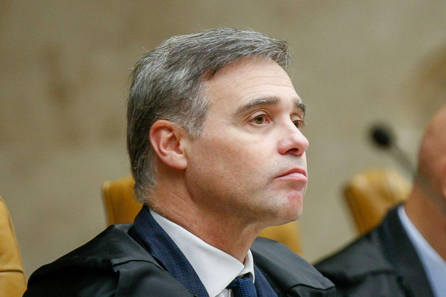 Investigação sobre caso Lulinha evidencia tensão entre Mendonça e PF