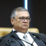 Dino multa estados e municípios que não explicaram uso de emendas Pix ao setor de eventos