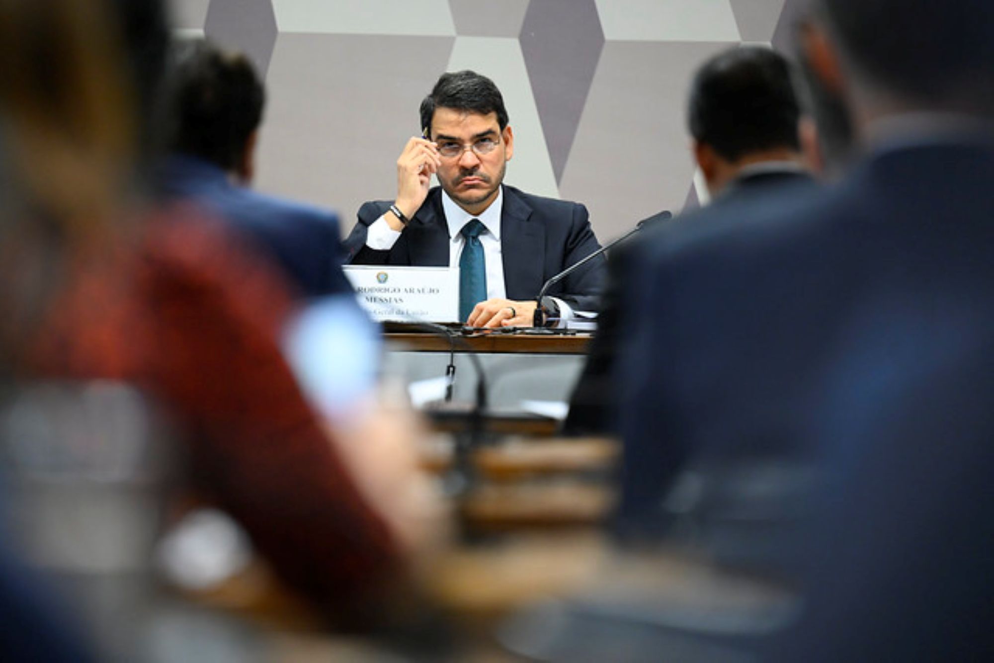 As justificativas da AGU para deixar de detalhar riscos de processos no anexo fiscal do PLDO