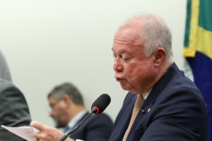 Adiamento da votação da PEC fim da 6x1