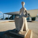 Sindmagis pede a Lula que vaga de Barroso no STF seja ocupada por magistrado de carreira
