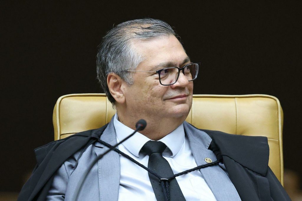JOTA Principal: Diálogos entre Flávio Bolsonaro e Vorcaro causam terremoto em Brasília 7