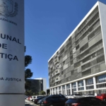 TJPR cria gratificação de até R$ 9.500 para juízes que têm estagiários, mas volta atrás