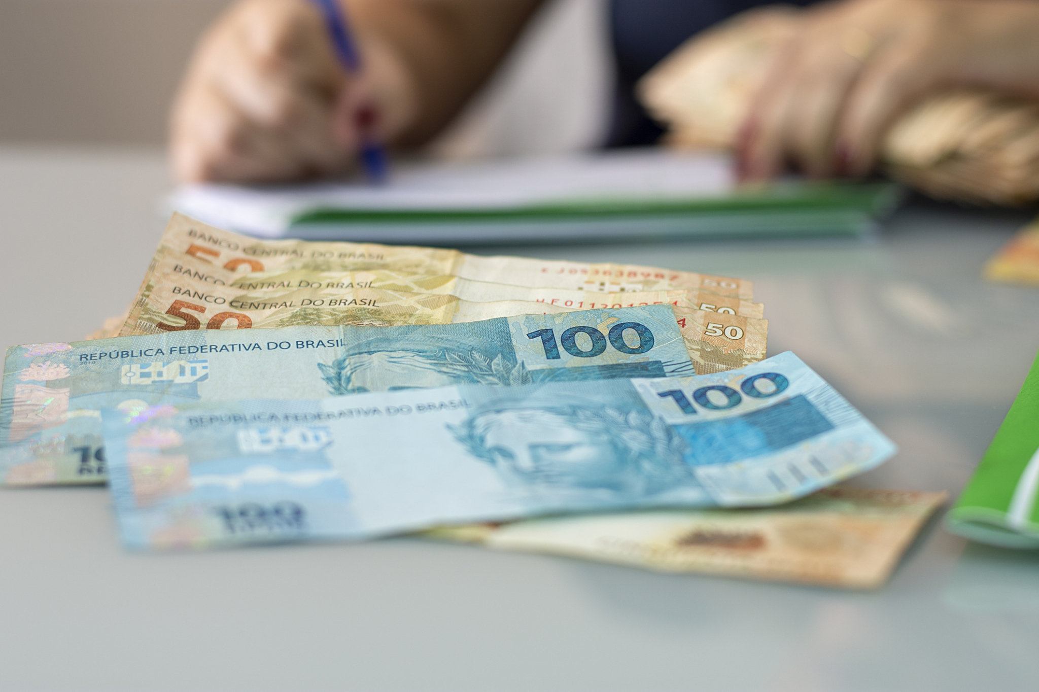 Governo Lula nega impacto nos juros e impõe bloqueio maior a bets em novo Desenrola