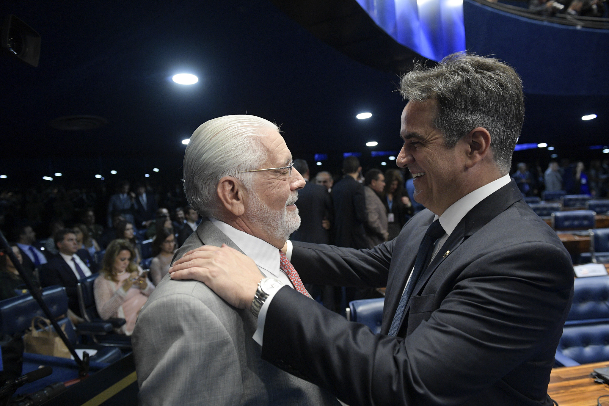 PF diz que Jaques Wagner atuou em favor do Master em troca de imóveis e viagens