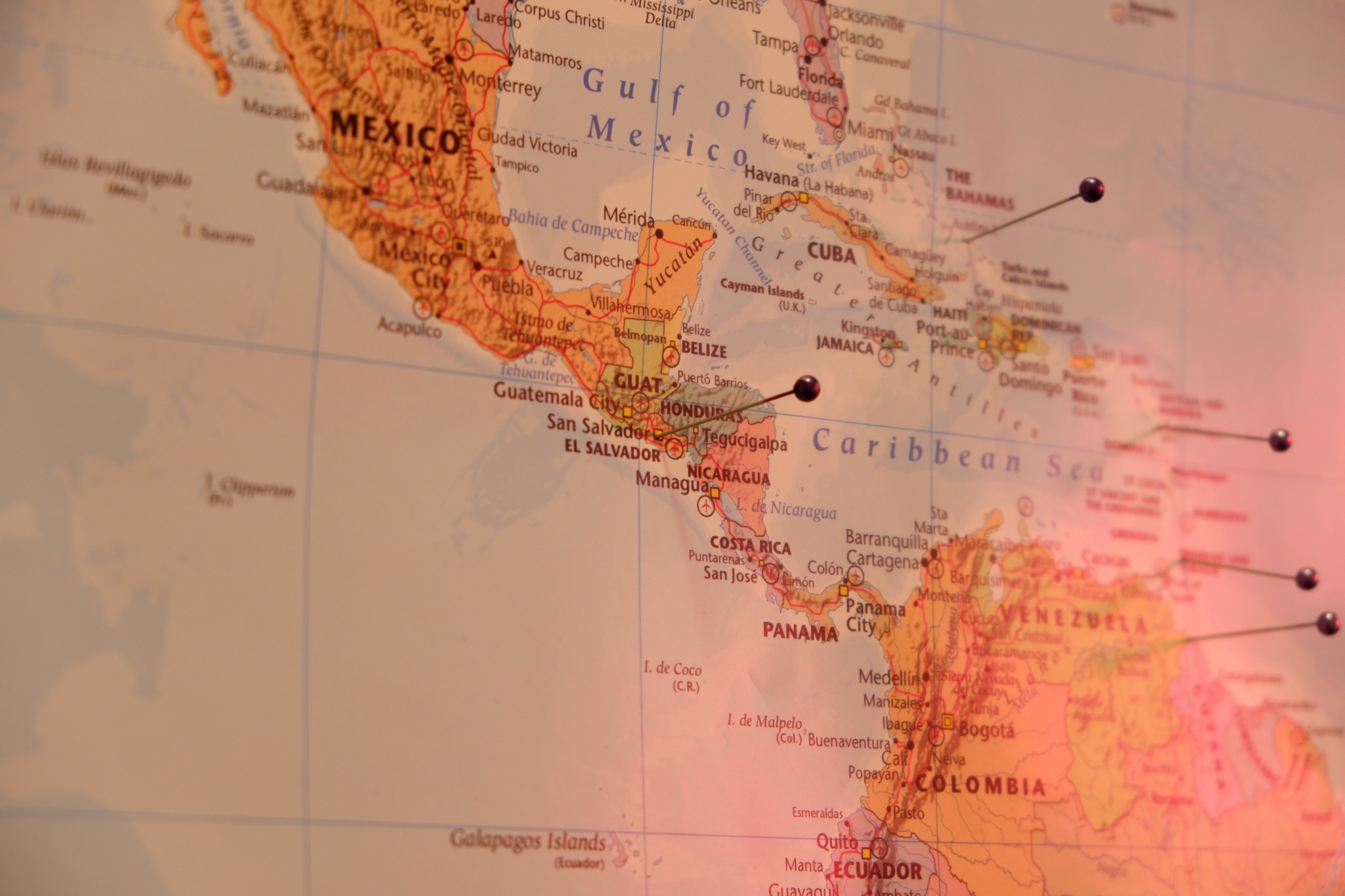 Complexidade, informalidade e alta carga: os desafios tributários na América Latina