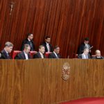 Estela Aranha interrompe julgamento de suspensão de pesquisa sobre Flávio Bolsonaro e Vorcaro