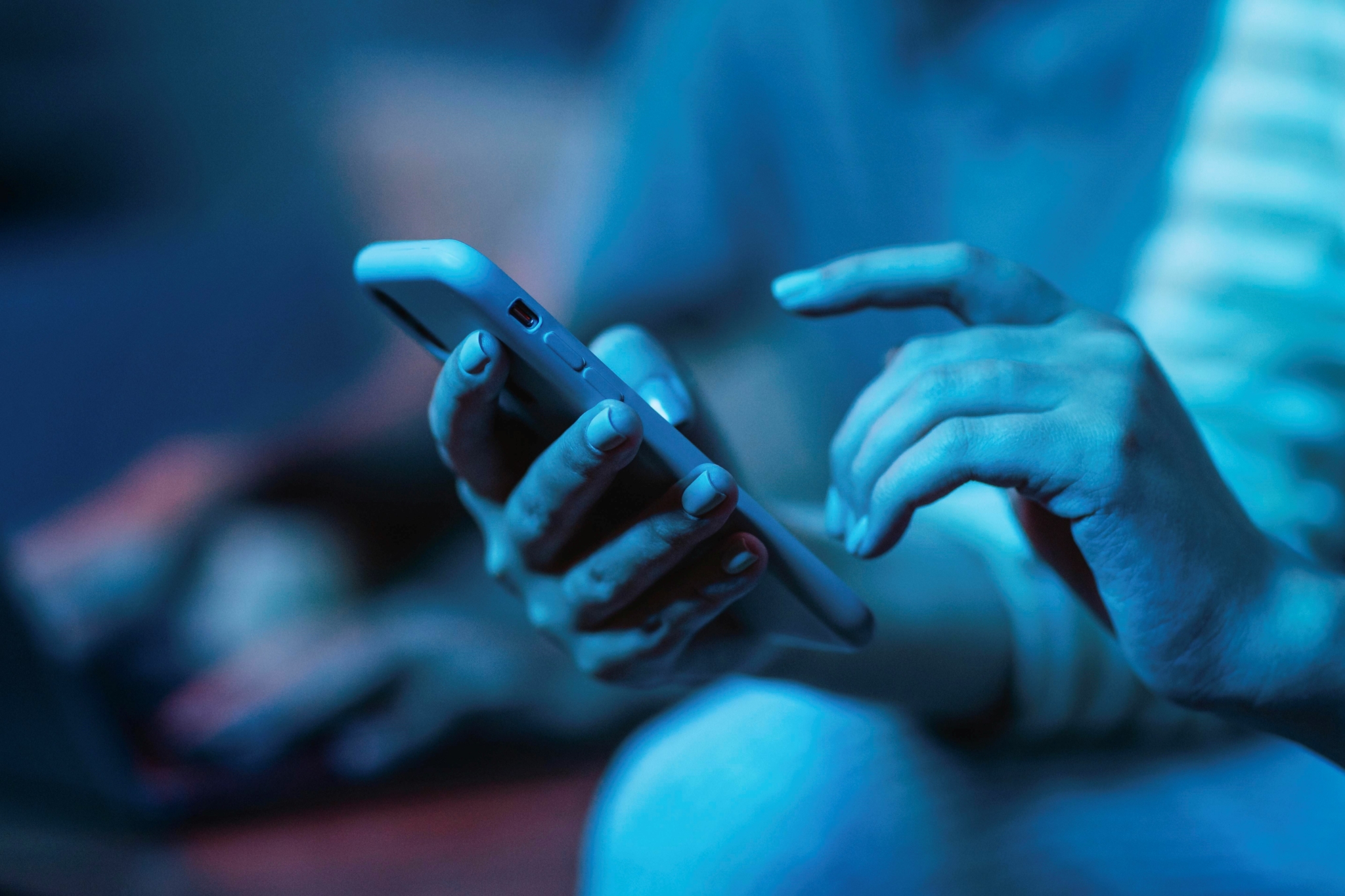Tecnovigilância: a violência doméstica que cabe no bolso