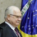 Decisão de Fachin não encerra guerra interna no STF, mas o posiciona como árbitro