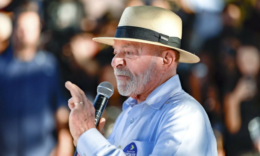 Nova pesquisa reforça tendência de alta de Lula e sinaliza dificuldades de Flávio