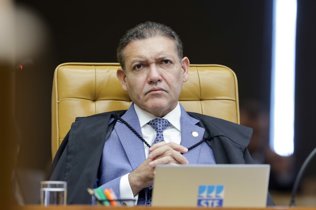 Nunes Marques rejeita ação sobre comissões disciplinares contra advogados públicos municip