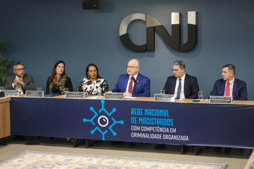 Fachin: crime usa plataformas clandestinas de apostas e combate exige cooperação