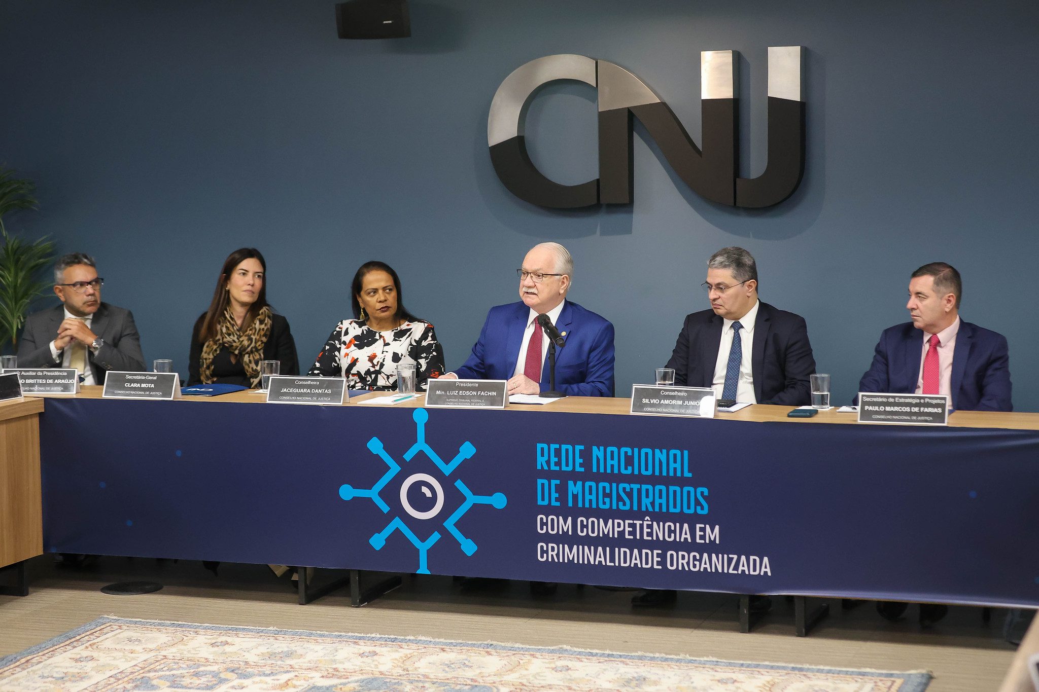 Fachin: crime usa plataformas clandestinas de apostas e combate exige cooperação
