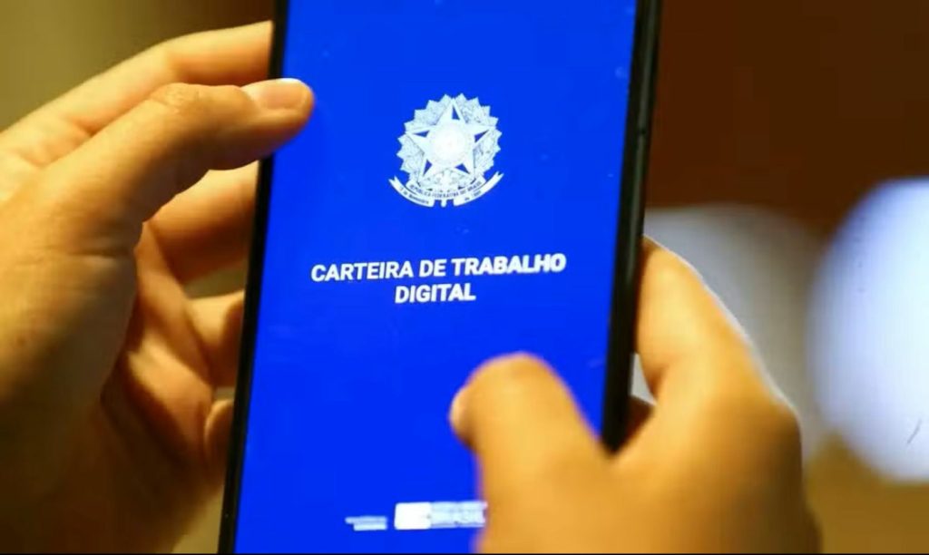 Crédito do Trabalhador: 74% dos usuários acumulam dois ou mais empréstimos, diz estudo