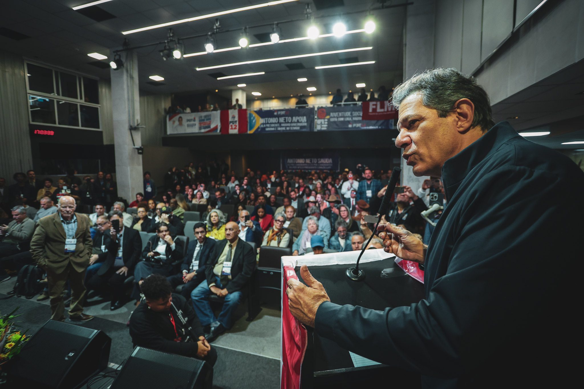 PT lança Haddad e vê SP como local estratégico para reeleger Lula no primeiro turno