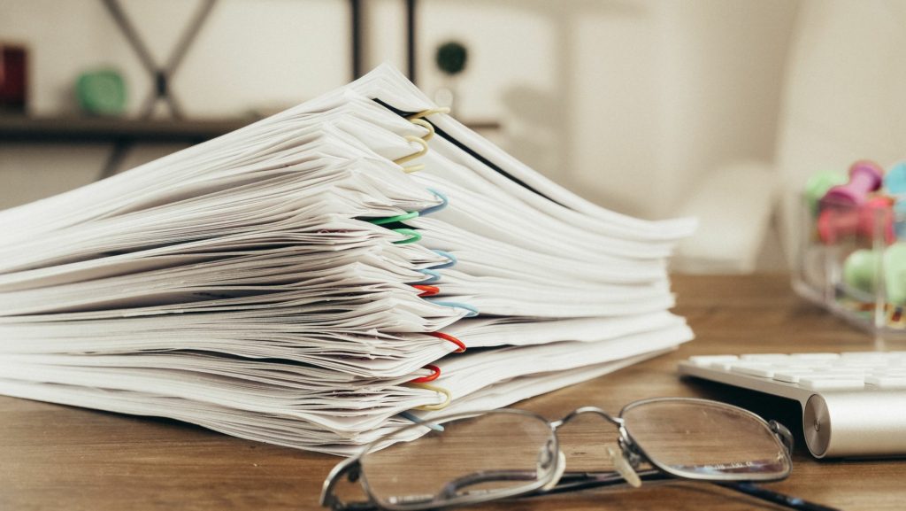 Judicialização de consignados cresce enquanto volume de concessões oscila
