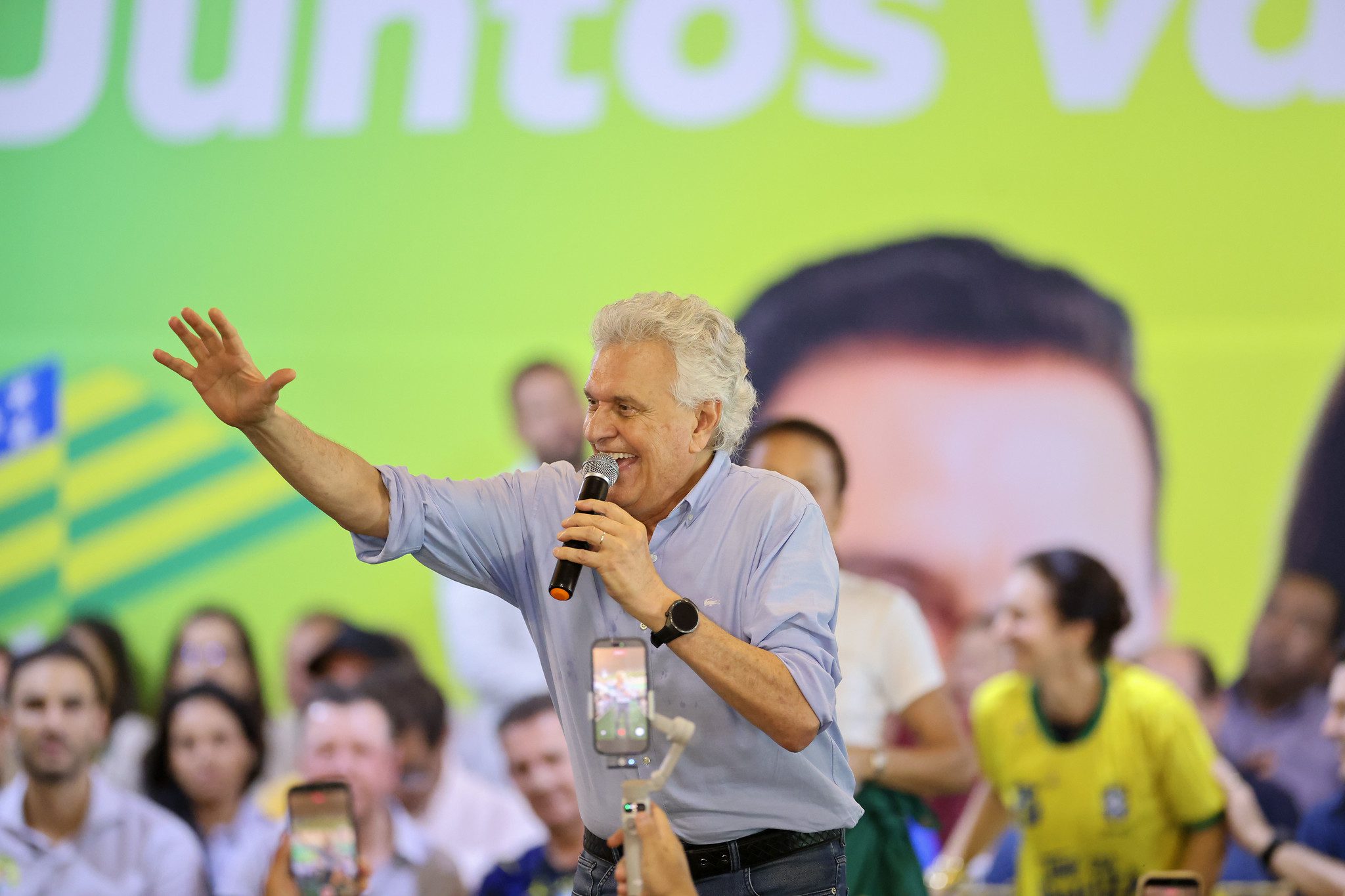 PSD oficializa Caiado como candidato a presidente com críticas a Flávio Bolsonaro
