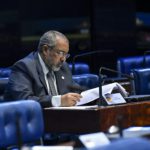 Alcolumbre estaria disposto a retirar transição da PEC da 6×1 durante discussão no Senado, diz Paulo Paim