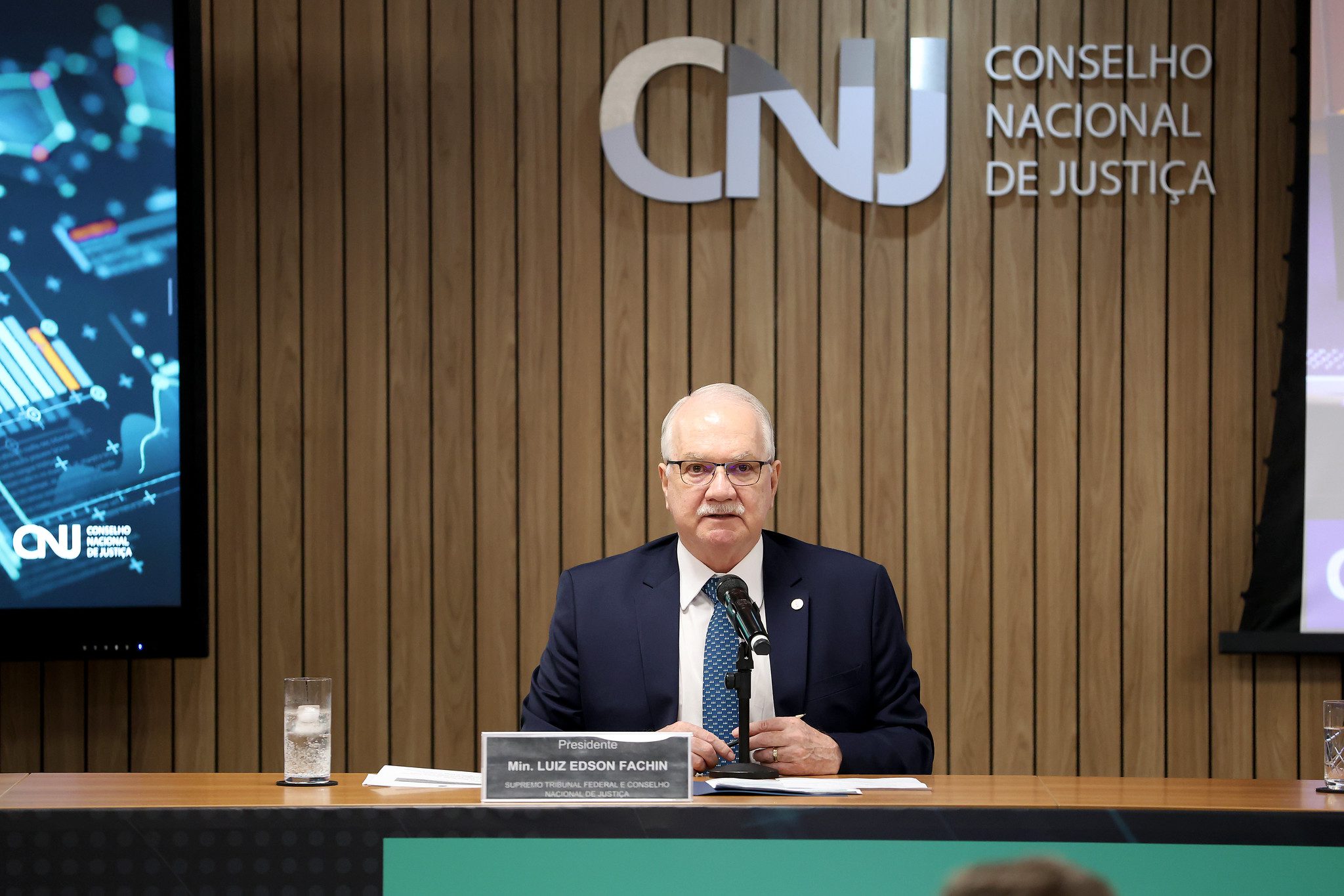 Fachin apresenta no CNJ proposta de código de conduta para magistrados; regras não atingem STF