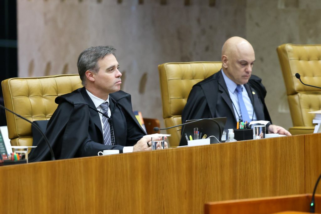 Fora das urnas, Dino, Moraes e Mendonça entram no centro da disputa presidencial