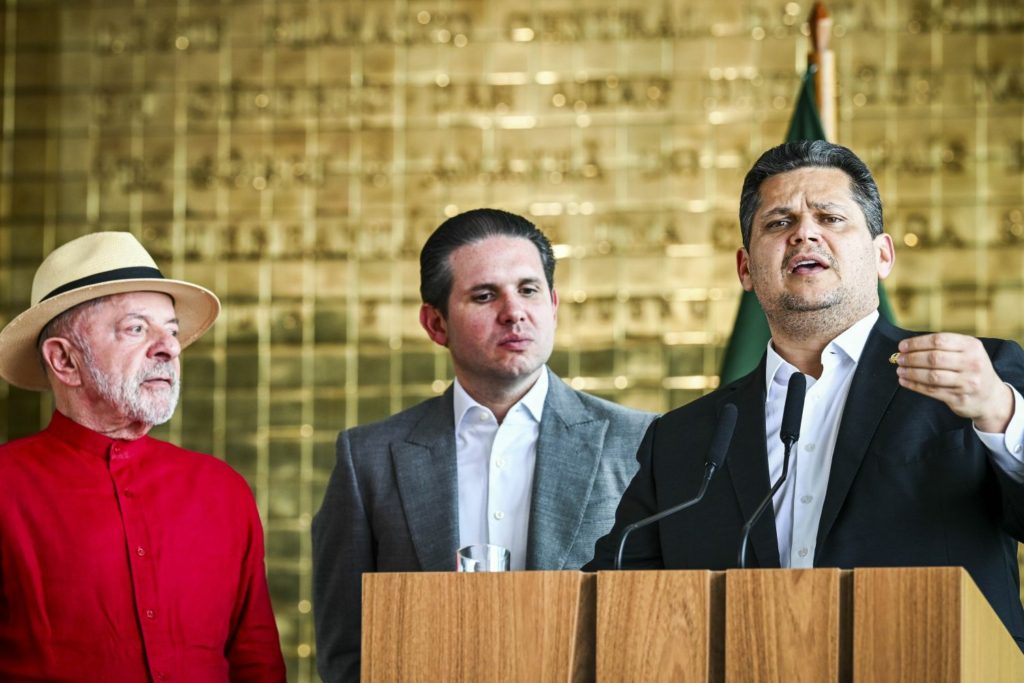 JOTA Principal | Alcolumbre dá vitórias a Lula, mas guarda cartas na manga para jogadas seguintes