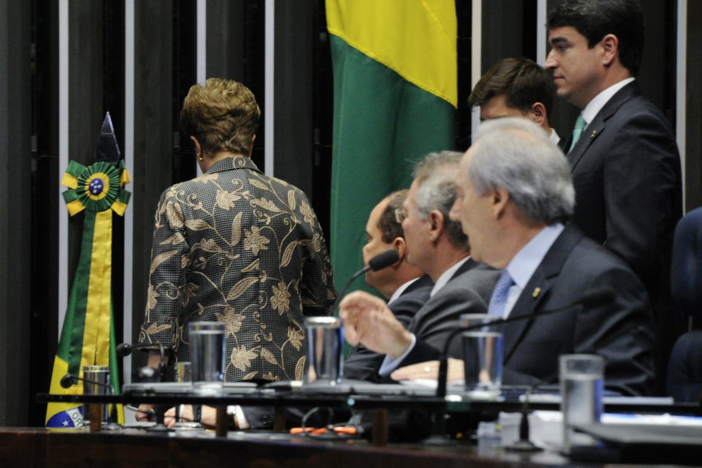 Dez anos depois do impeachment de Dilma, o que dizem protagonistas que participaram do processo - QTU Questões do Universo