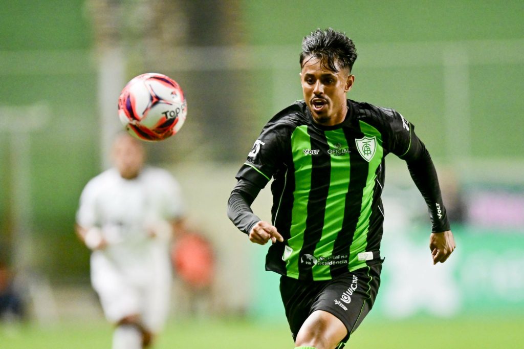 Quatro jogadores de futebol conseguem na Justiça remover seus nomes de bets