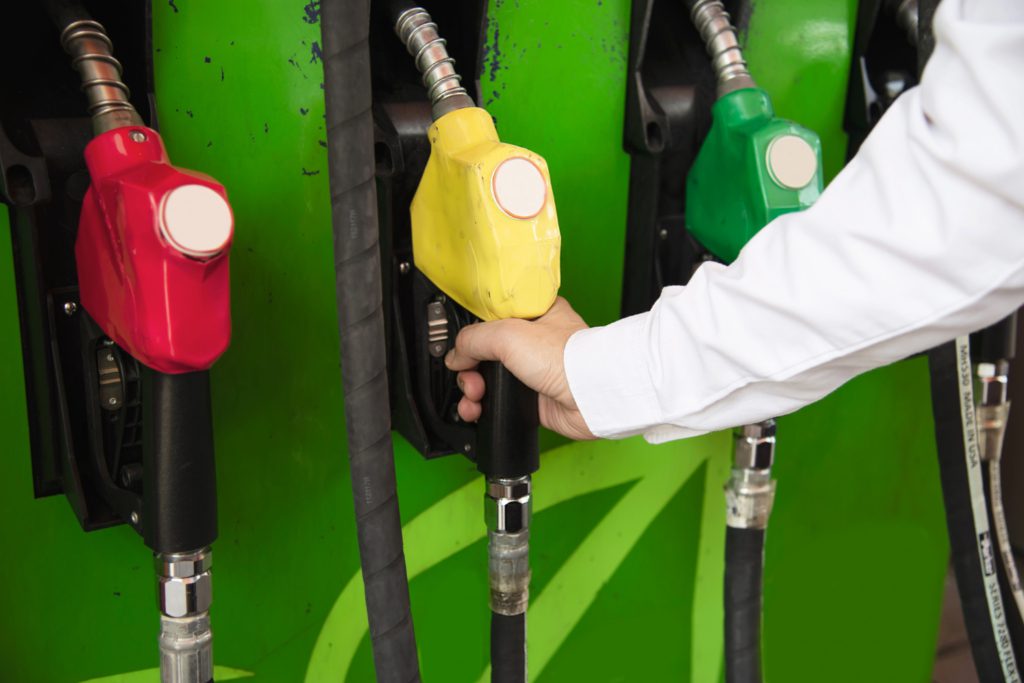 STJ permite creditamento de PIS/Cofins sobre gasolina e diesel