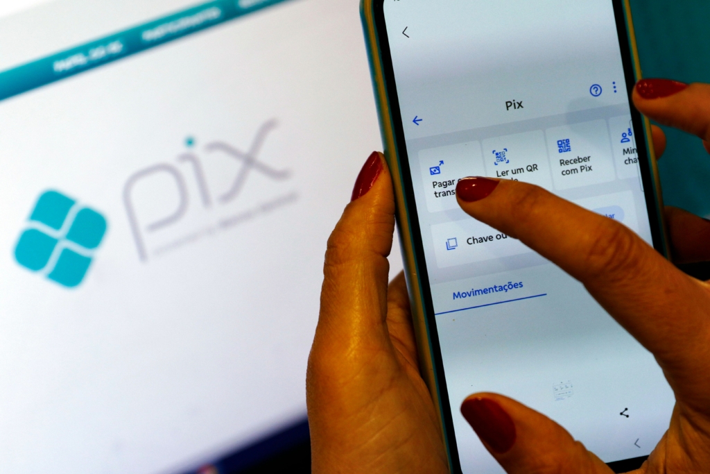Quanto cabe no Pix? Os novos usos de uma infraestrutura pública digital - QTU Questões do Universo