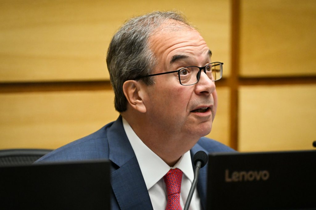 Não é preciso notificação prévia para inscrição negativa em cadastro de crédito do BC, diz STJ - QTU Questões do Universo