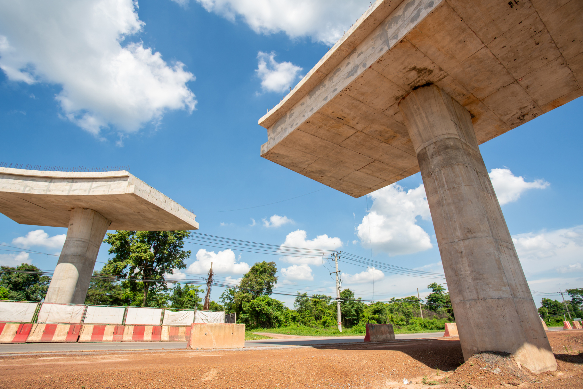 Inadimplência de terceiros em projeto de infraestrutura pode afetar banco financiador?
