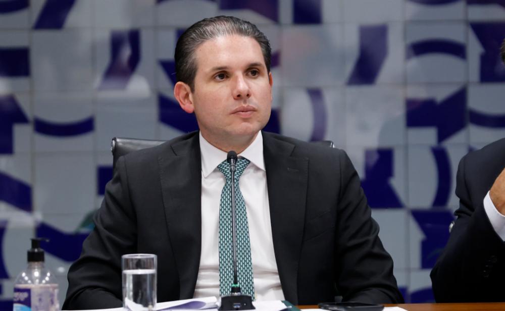 Câmara cancela ordem do dia após líder passar mal durante reunião