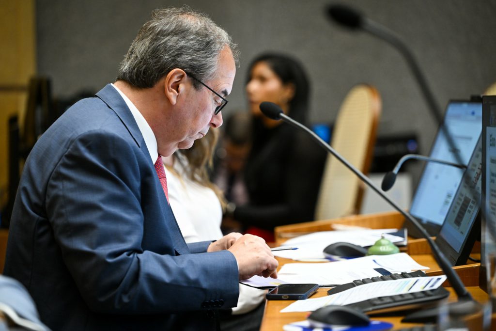 STJ diz que curador especial pode acumular honorários contratuais e de sucumbência