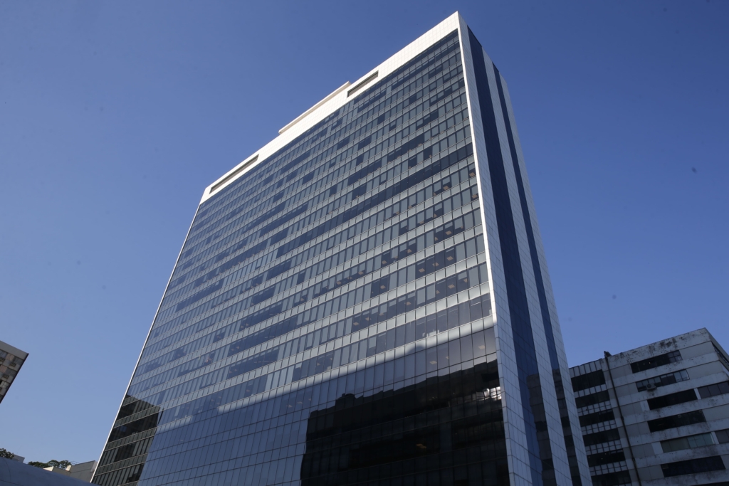 STF forma maioria para tributar lucro de controladas no exterior com IRPJ e CSLL