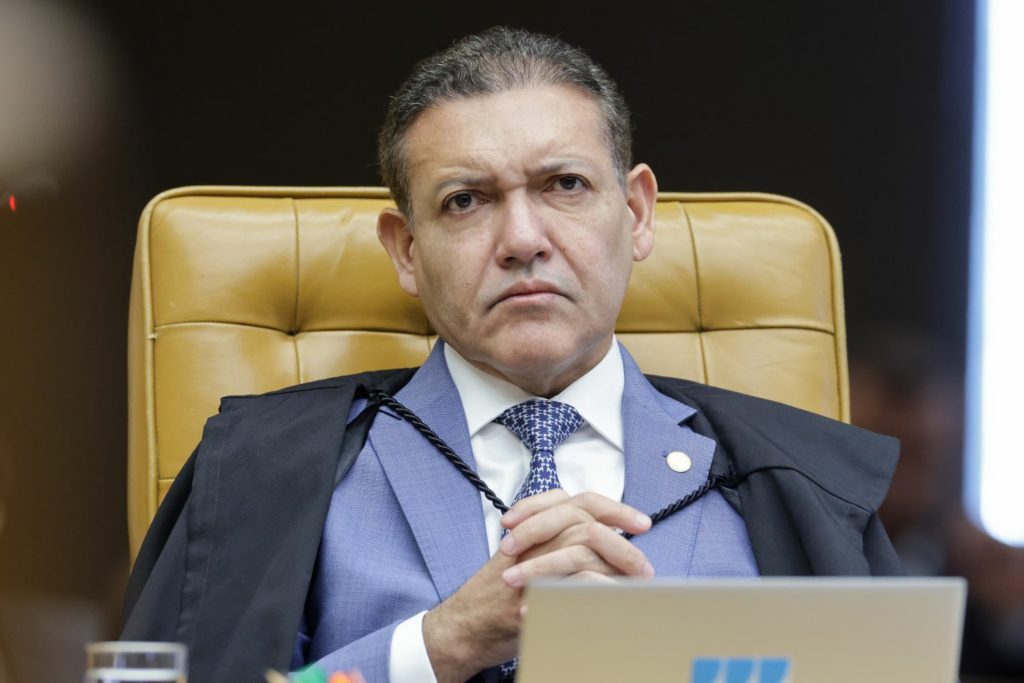 JOTA Principal | Reta final do 1º turno tem distância curta entre Lula e Flávio e novos vazamentos no STF