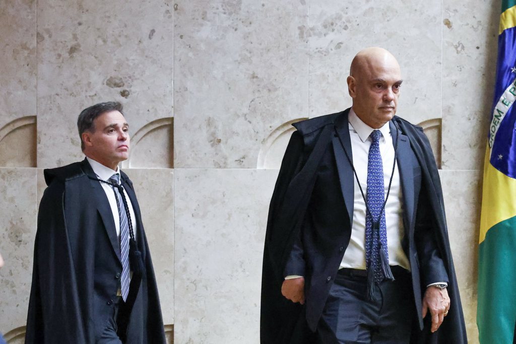 André Mendonça ultrapassou limites ao mandar PF identificar destinatário de mensagens de Vorcaro? - QTU Questões do Universo