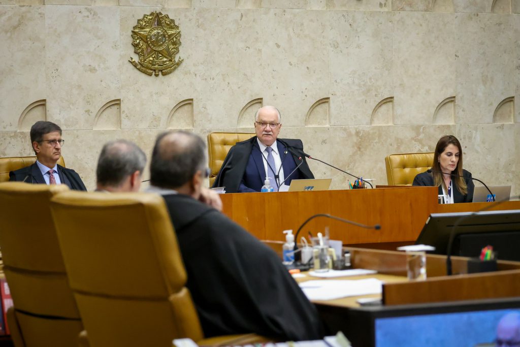 Dino e Fachin discutem, em julgamento tenso no STF sobre Alexandre de Moraes Com escalada da crise, STF cancela sessão plenária desta quarta-feira (9/9)