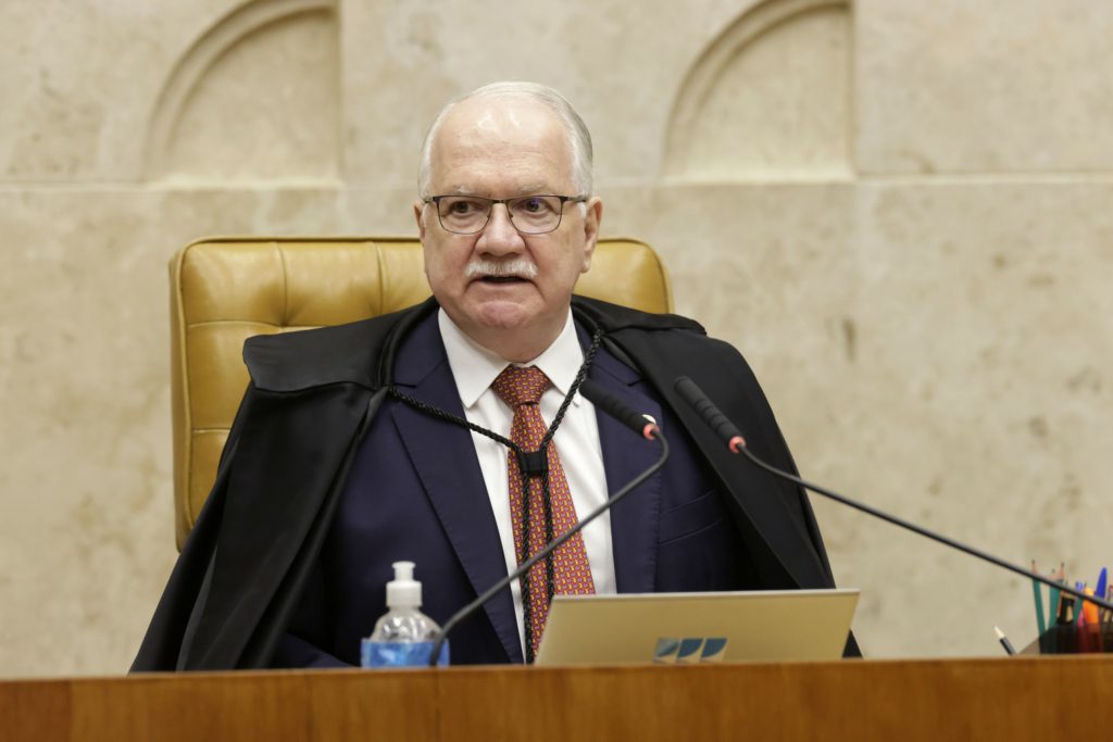 Fachin solicita que Mendonça retire o sigilo de investigações sobre o Banco Master