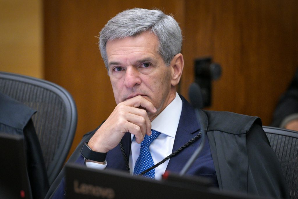 CPRB integra a base de cálculo do PIS e da Cofins, decide STJ