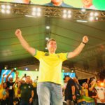 O que explica a euforia do mercado financeiro com possível vitória de Flávio Bolsonaro?