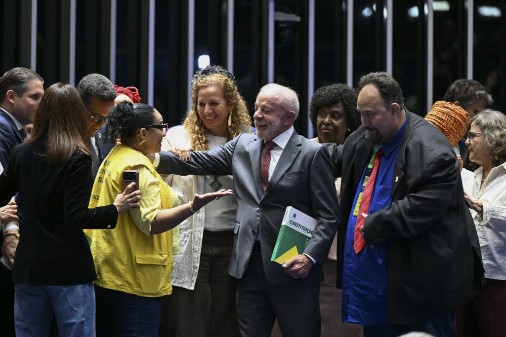 Lula escala 6x1