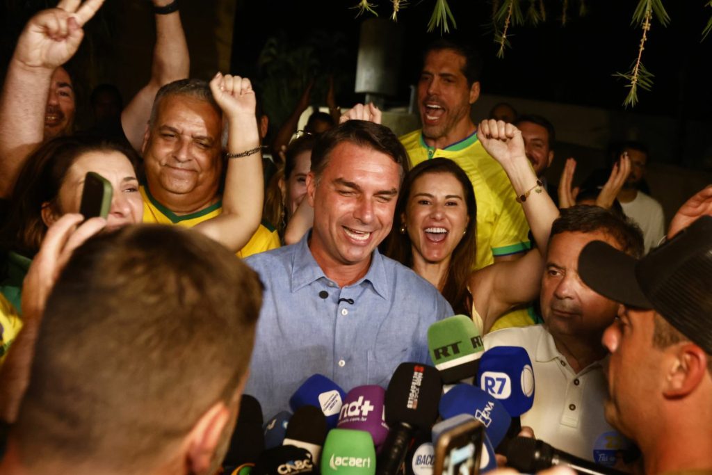 JOTA Principal | Aliados de Flávio Bolsonaro articulam mudanças no STF ainda neste ano