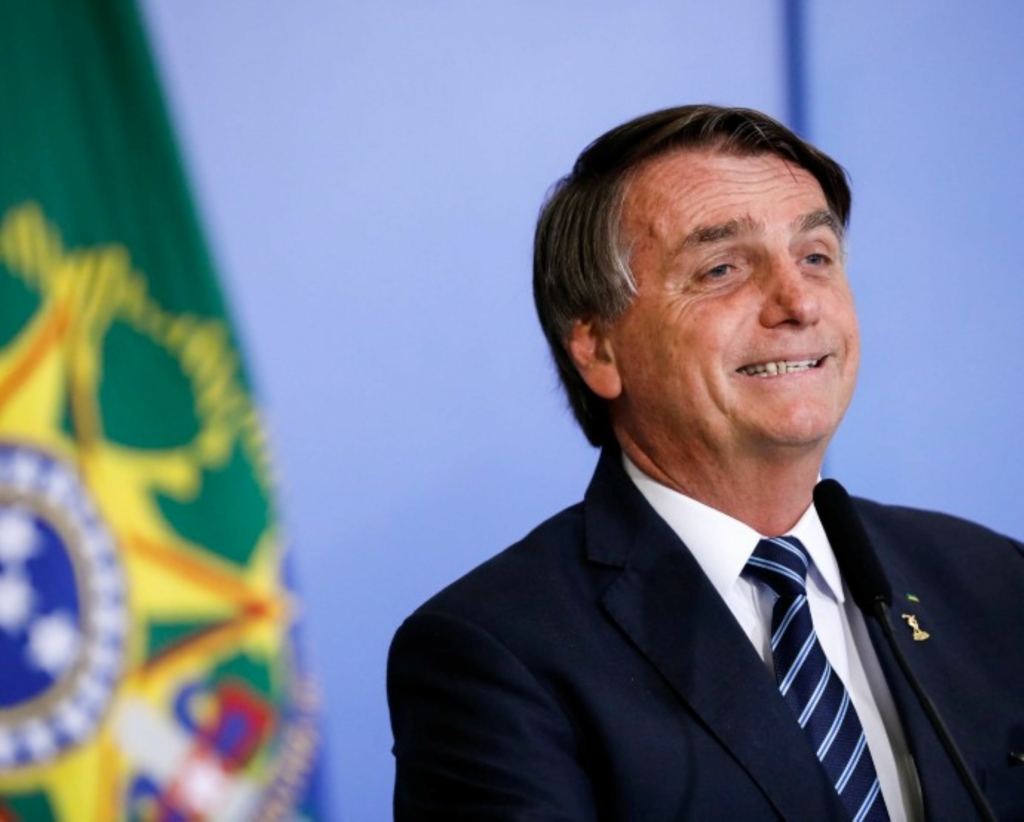 Preso na Papudinha, Vorcaro votou neste domingo; Jair Bolsonaro, não. Entenda a razão