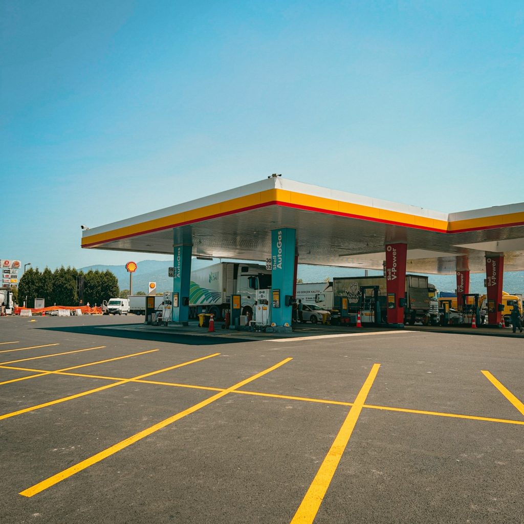 Dependência de diesel importado seguirá em 25% até 2036, prevê MME