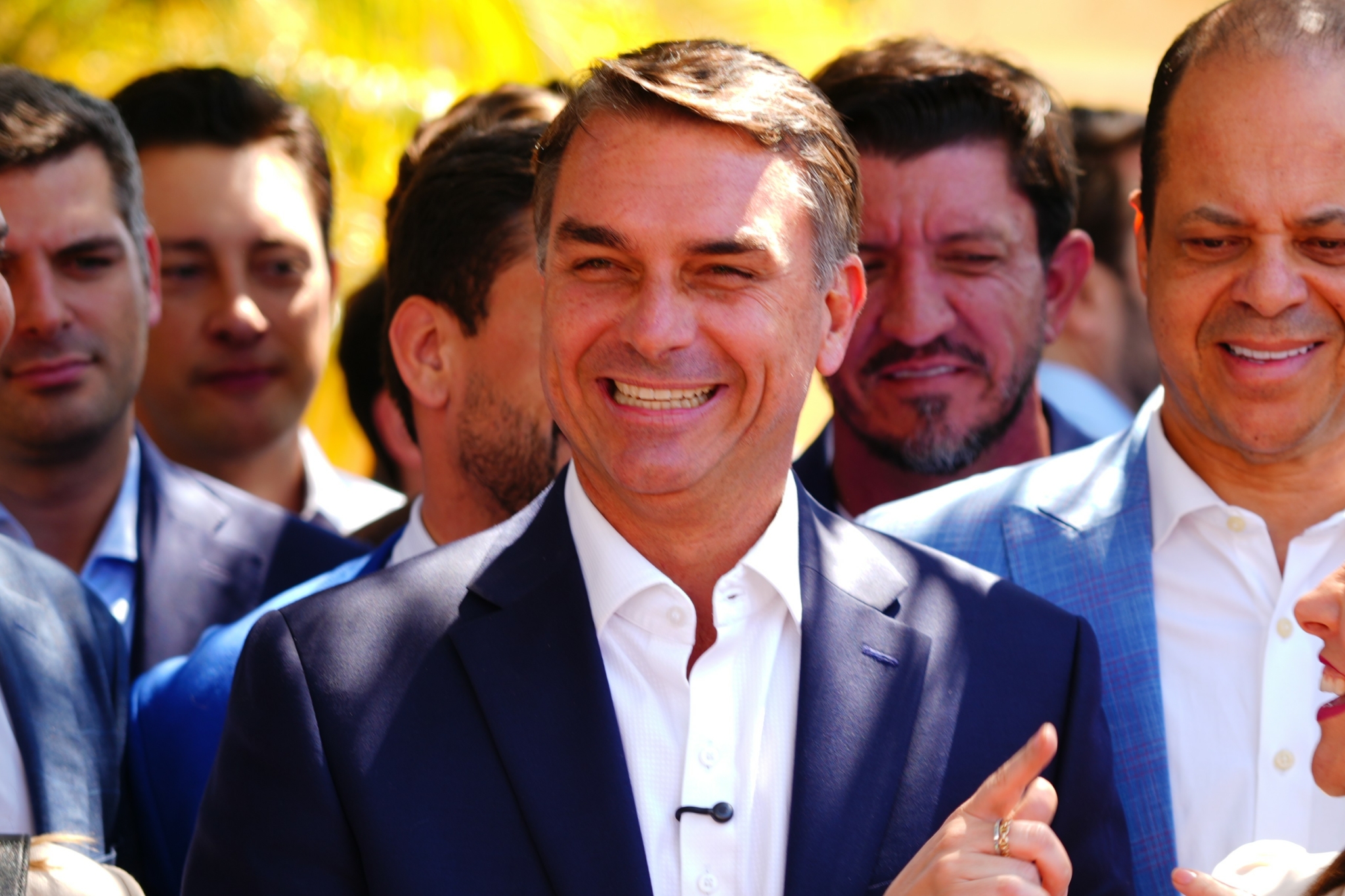 Presidentes devem ser autorizados a ter dupla cidadania?