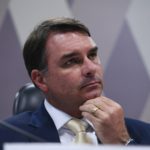 Flávio Bolsonaro diz que não vai a debate da Globo por ‘censura imposta’ pelo TSE
