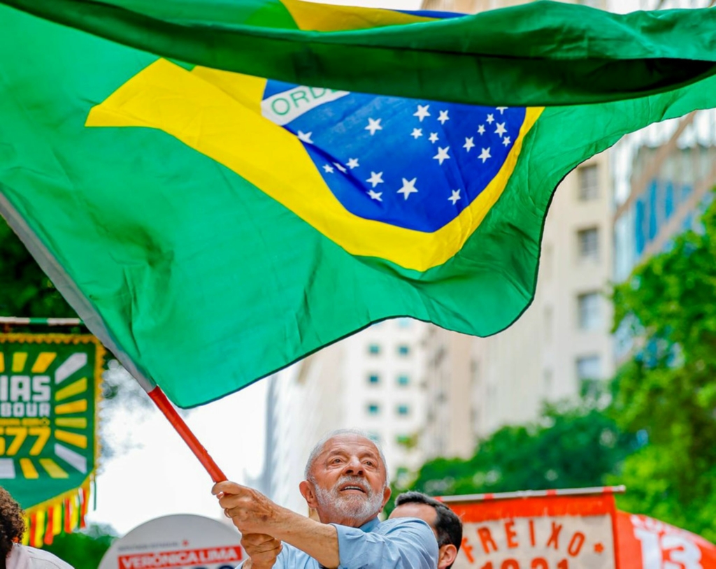 Ofuscado por crises no STF, Lula tenta retomar as rédeas da agenda com medidas populares
